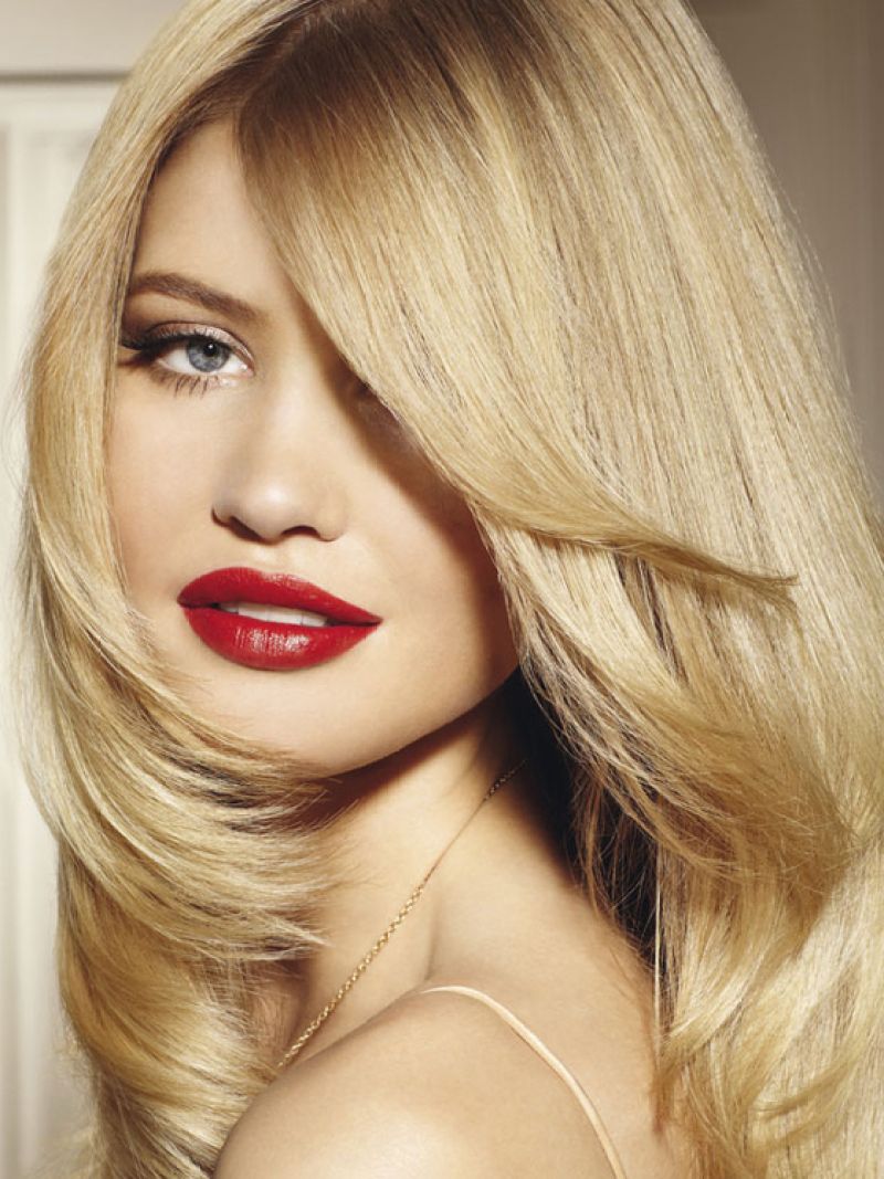 Blonde-Woman-kerabotanica-Best-hair-fragrance-for-women